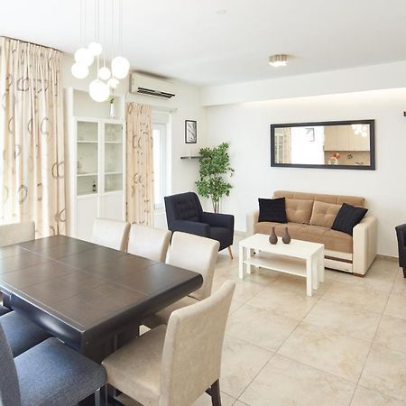 Spacious & Quiet Luxury Aprtment In Heart Of Jlm Yerusalem Bagian luar foto